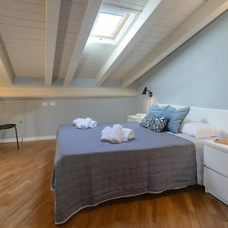 Apartment Center Duplex Elegant With Netflix Parma