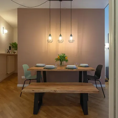 Center Duplex Elegant With Netflix * Parma