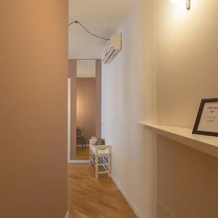 Center Duplex Elegant With Netflix Apartament Parma